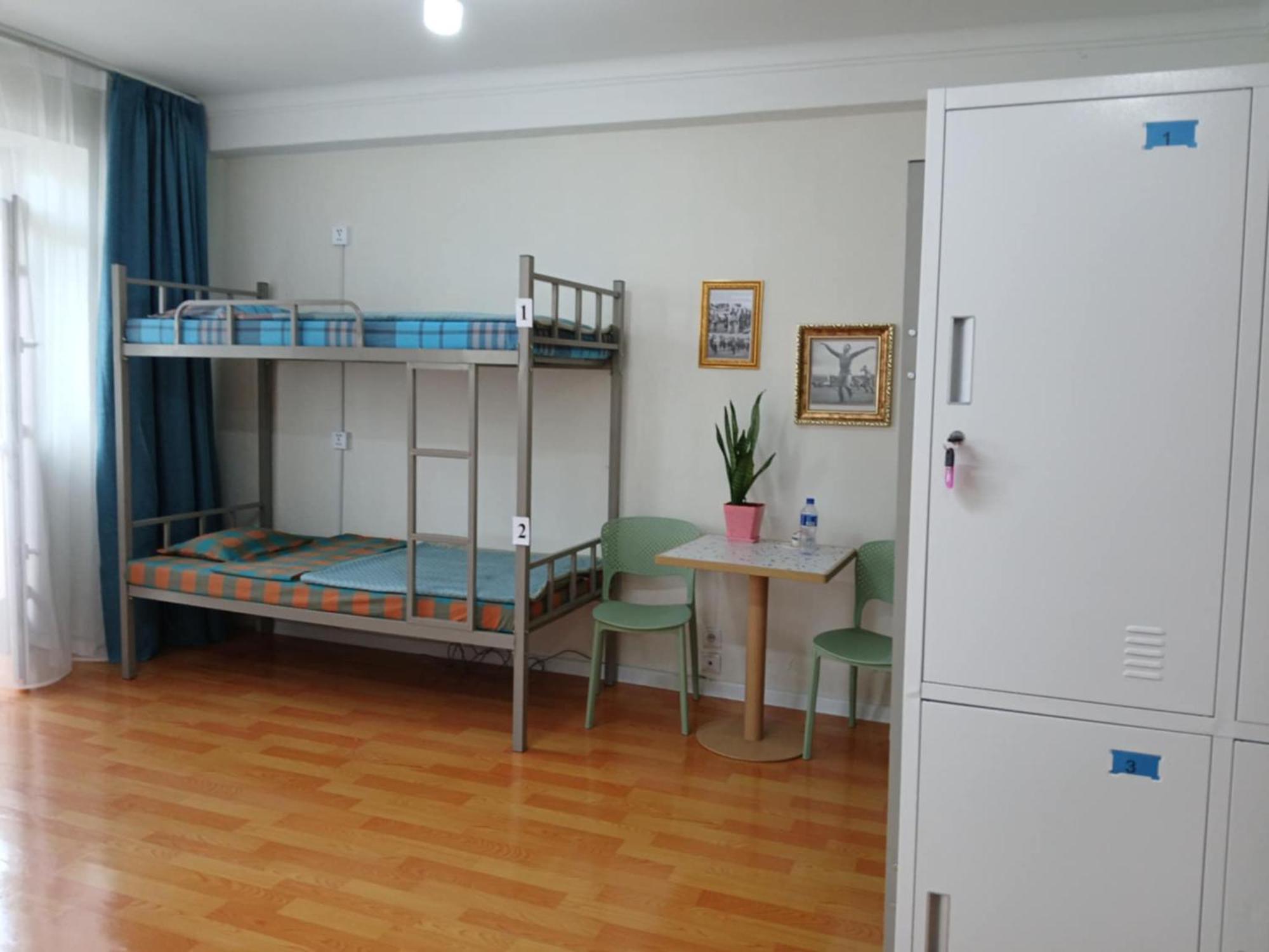 Lana Hostel อูลานบาตอร์ ภายนอก รูปภาพ
