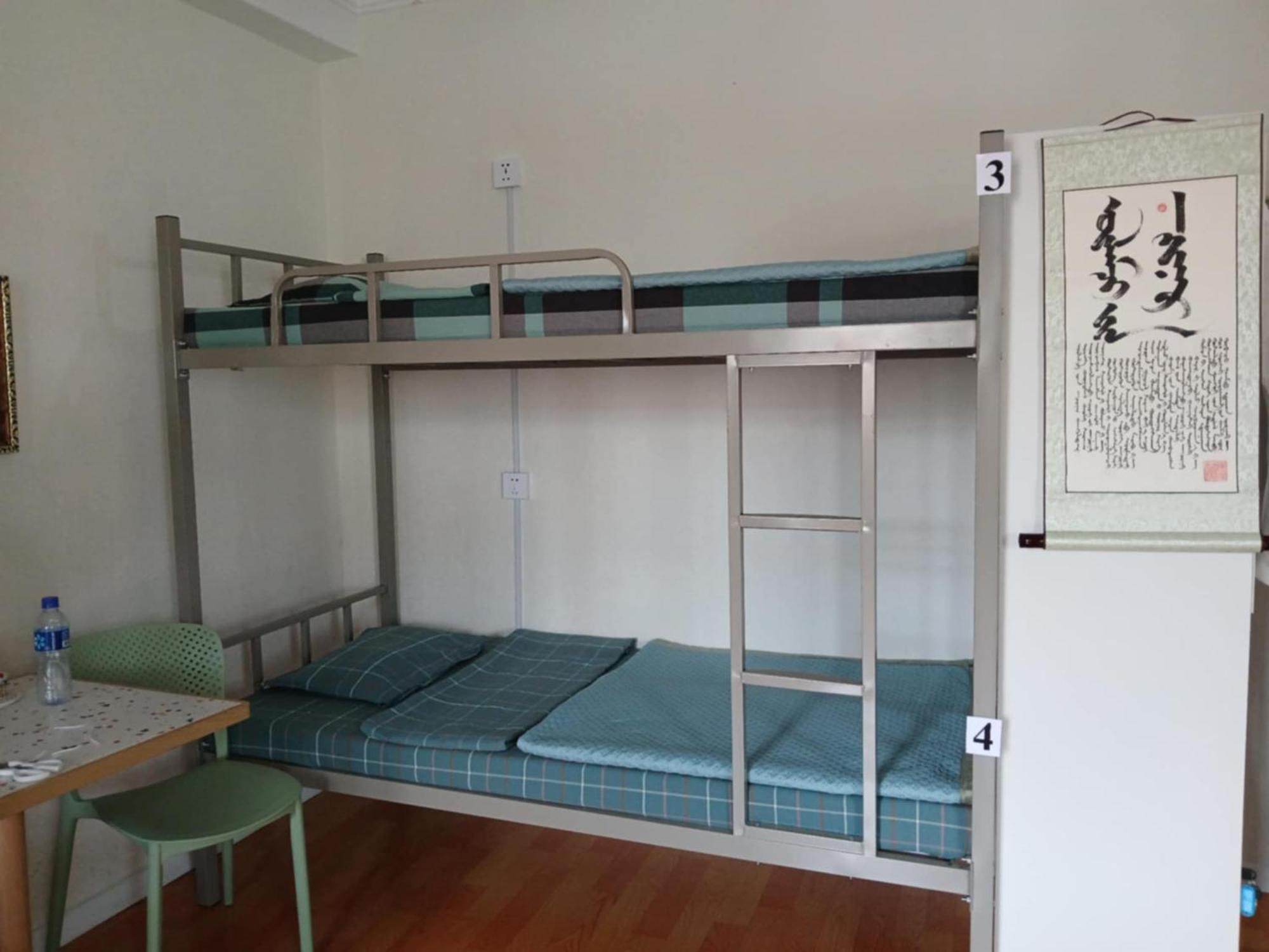 Lana Hostel อูลานบาตอร์ ภายนอก รูปภาพ